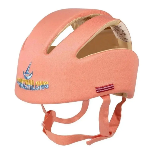 Casco protector infantil acolchado con correas ajustables